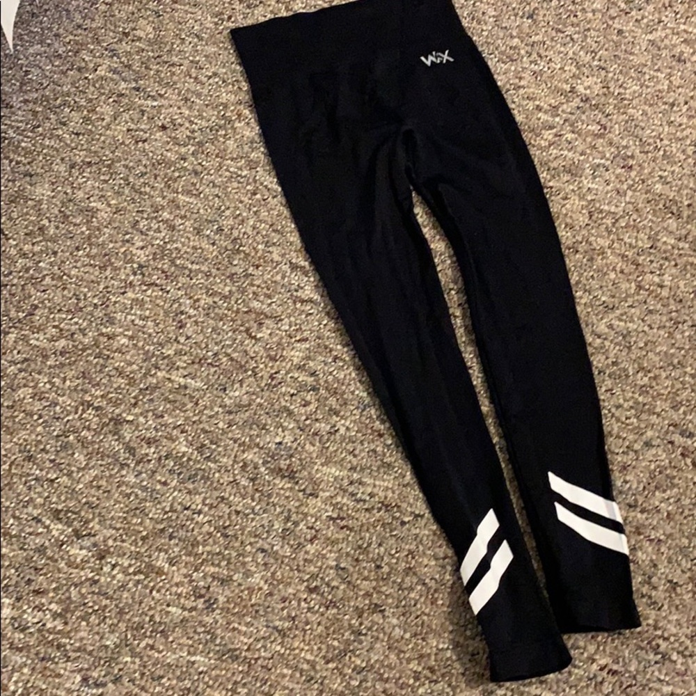 Black leggings
